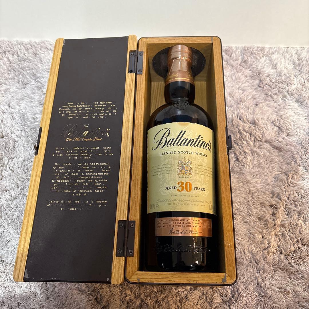 訳あり　新品未開封　バランタイン 30年　レア　木箱　ウイスキー