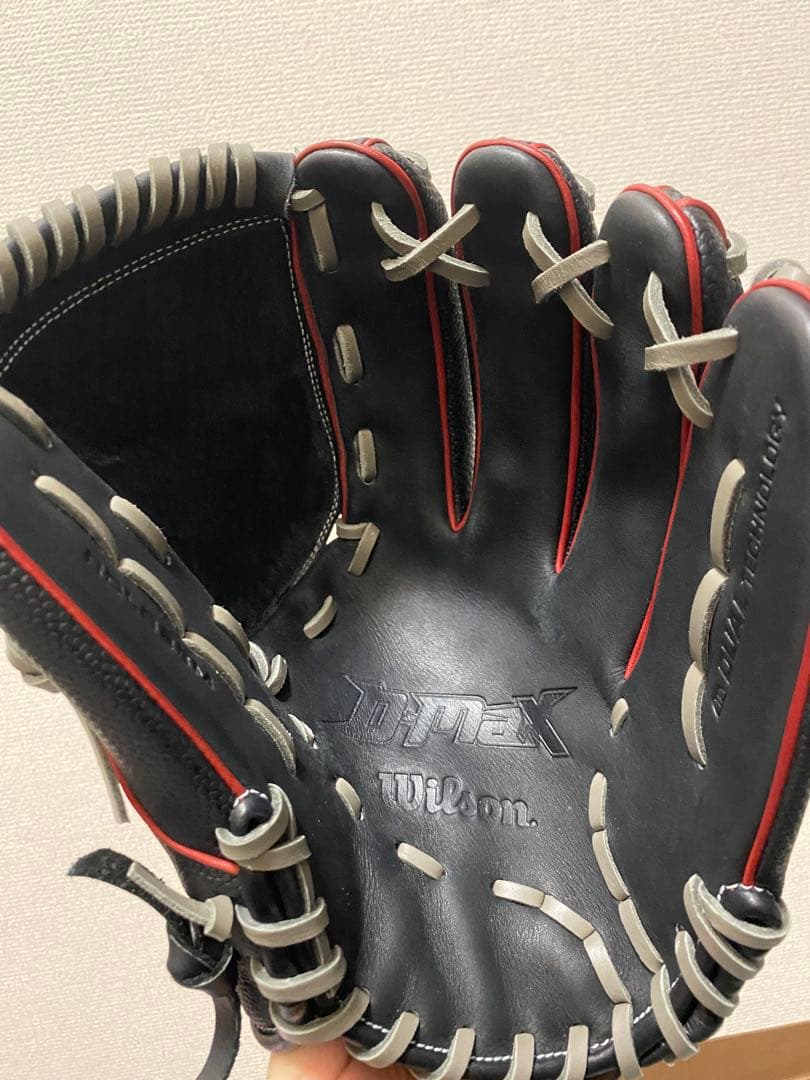 Wilson ウィルソン 軟式グローブ 黒/赤　投手用　コユニ　MLB