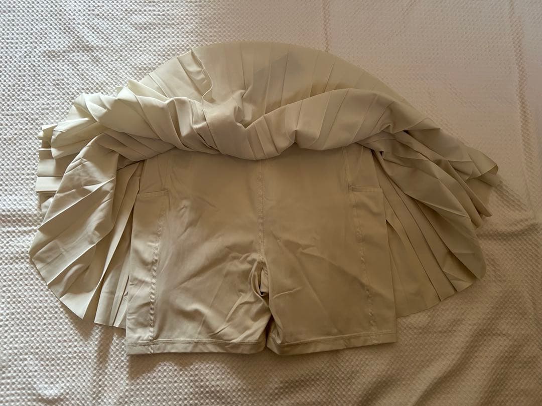 アディダス バイ　ステラマッカートニー　テニスウェア　US-Mサイズ　新品