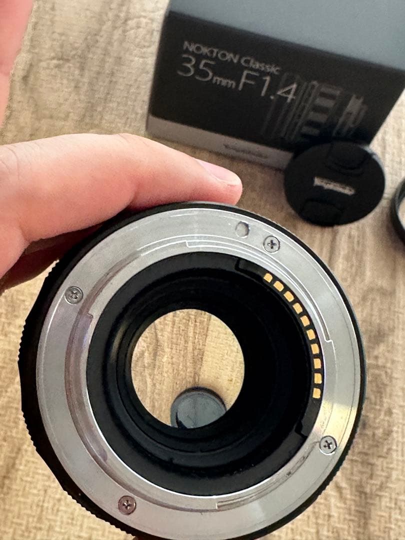 Voigtlander NOKTON classic 35mm F1.4 Eマウ