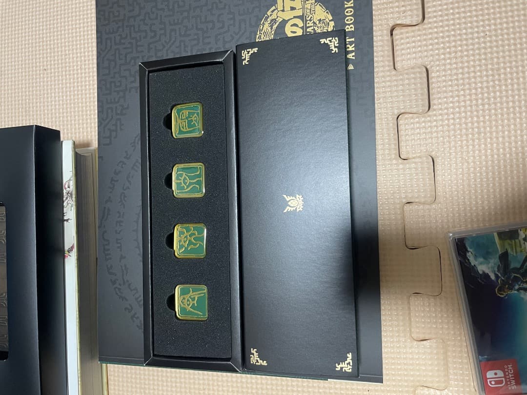 ゼルダの伝説マスターワークス公式設定資料集など３冊、１セット
