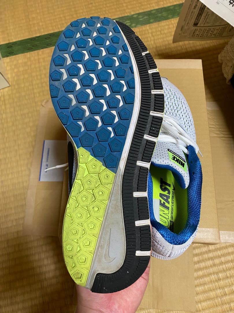 ナイキ　エアズームストラクチャー20 ホワイト/ブルー