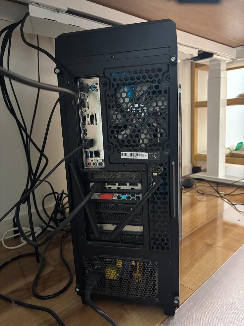 タワーPC(i5-8400,NVMeあり,500GB, RX470 (8 GB)