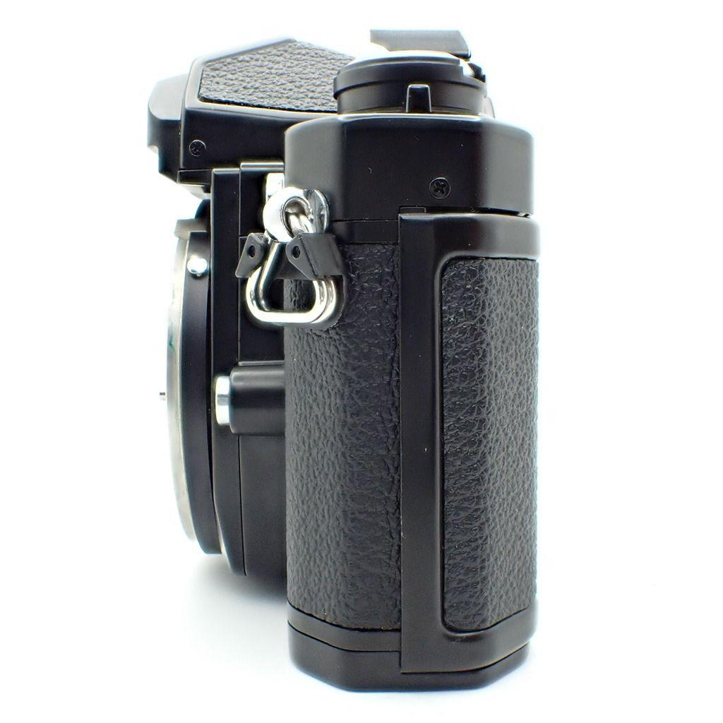 M*a様 【動作確認済良品】Nikon FM ボディブラック 新品電池&初期動作