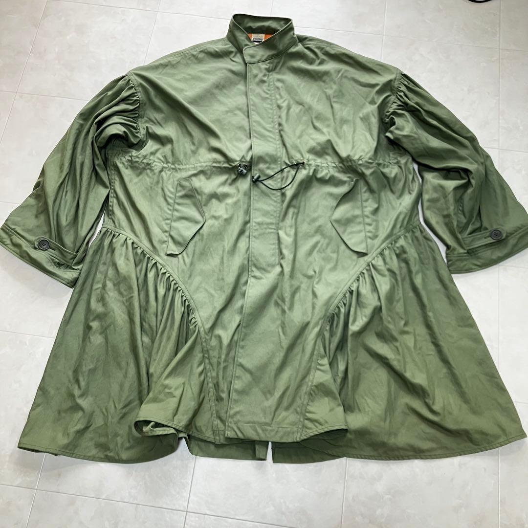 HOLIDAY ホリディ　M-65 COAT