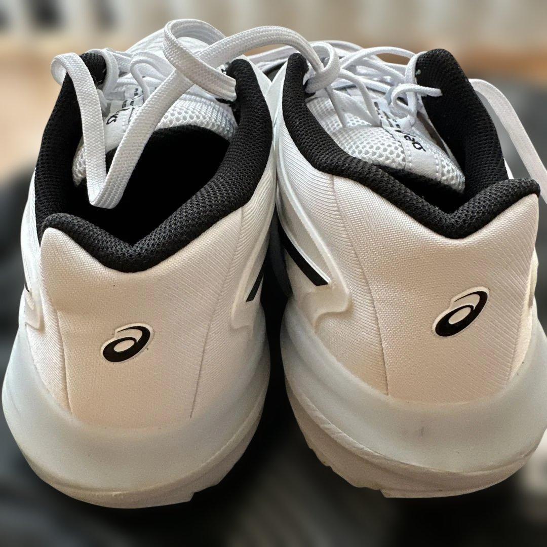 最終大幅お値下☆断捨離☆アシックスソフトテニス砂入りオムニクレー用テニスシューズ