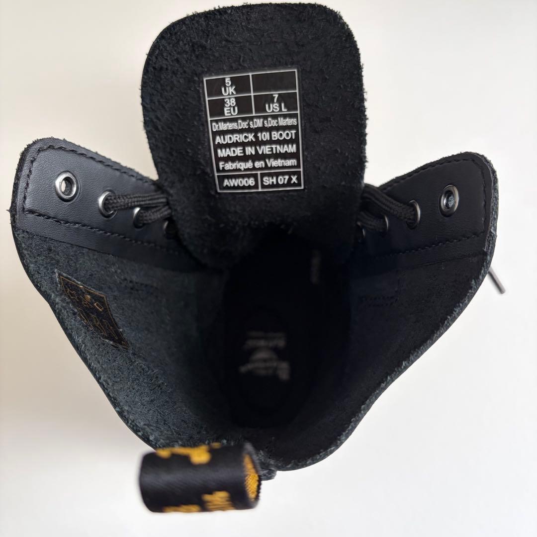 ＊美品【ドクターマーチン】AUDRICK ブーツ　レザー　ブラック　UK5