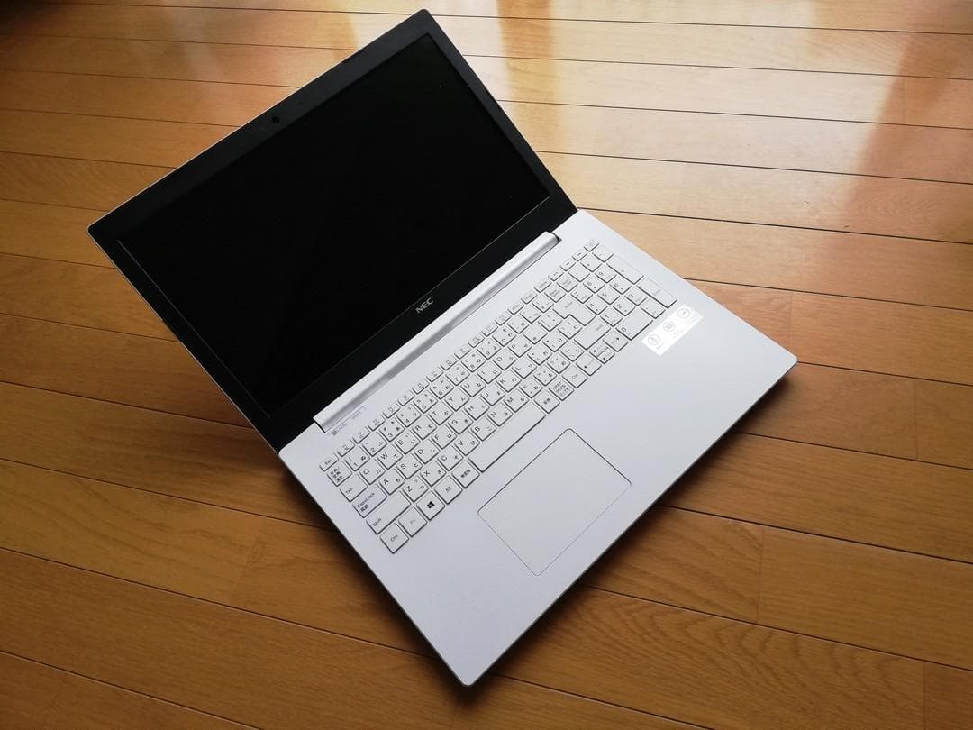 高性能 Nec Lavieスリムな ノートパソコン