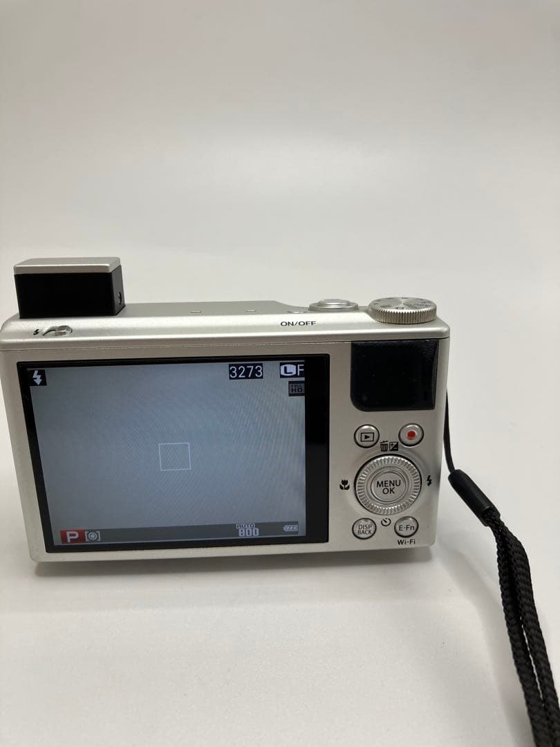 【返品保証・動作確認済】FUJIFILM XQ1 コンパクトデジタルカメラ