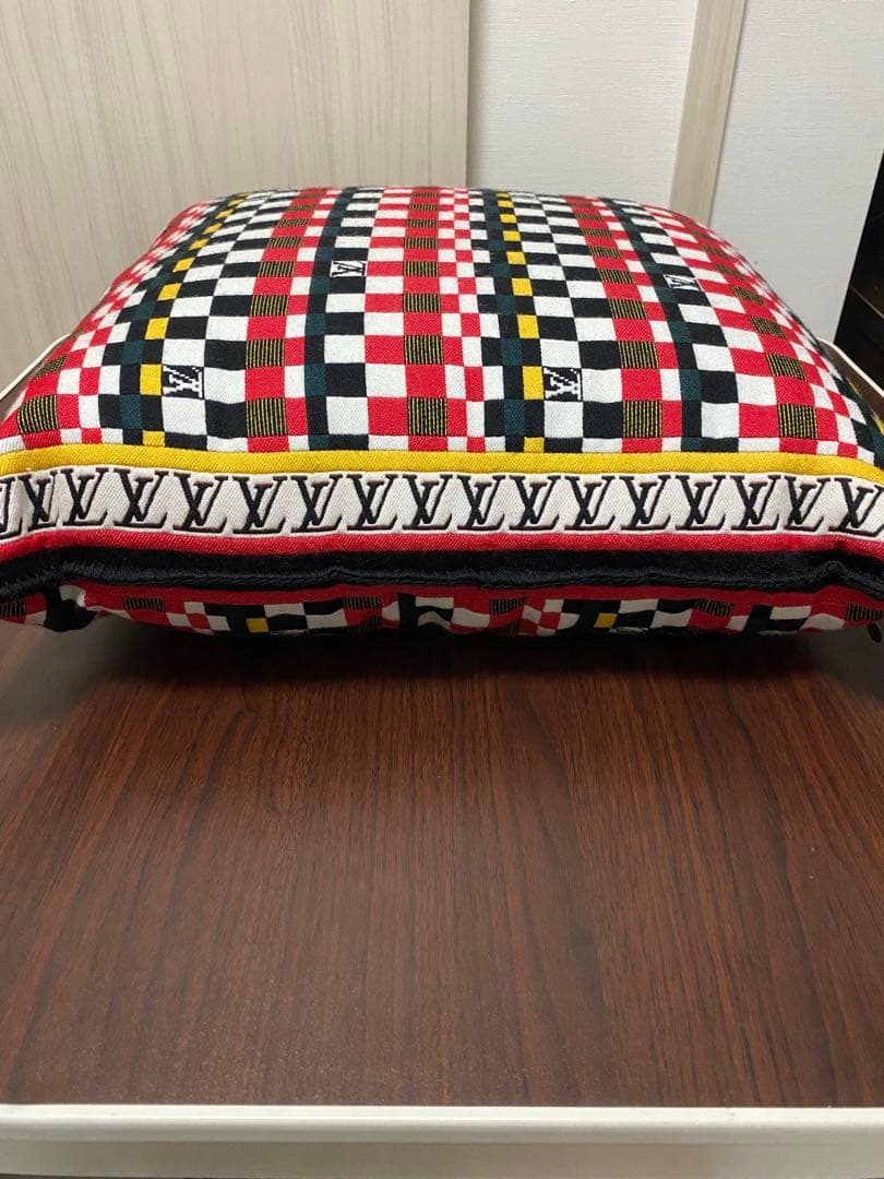 ⭐︎レア⭐︎ ルイヴィトン　未使用　新品　クッション&クッションカバー
