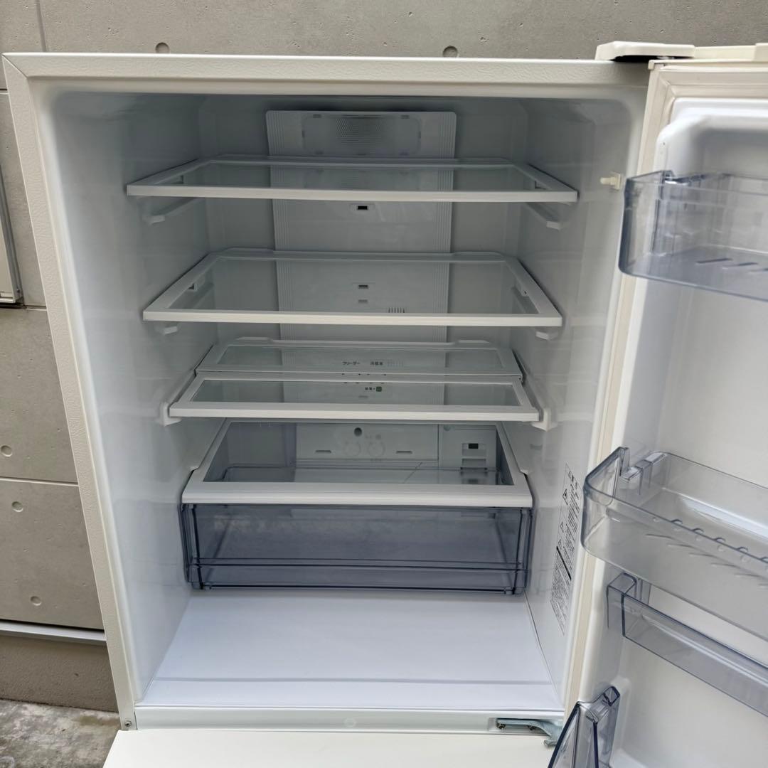 75⭐️2022年製美品★アクア　冷蔵庫　ホワイト　大型　4ドア　355L