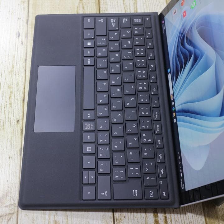 surface pro7+ 11世代 i5 タッチパネル Office2024