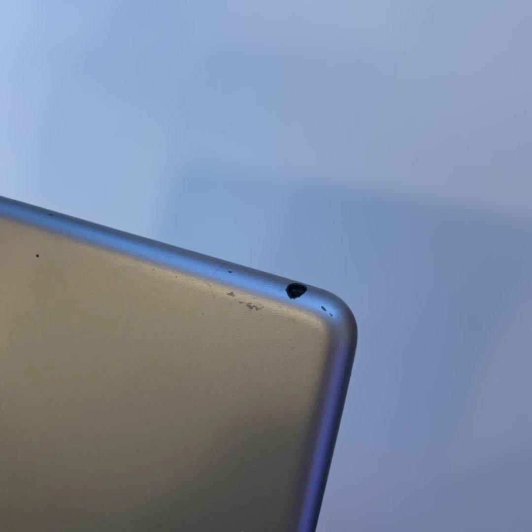 iPad 第6世代 Wi-Fiモデル 32GB A1893 初期化済み