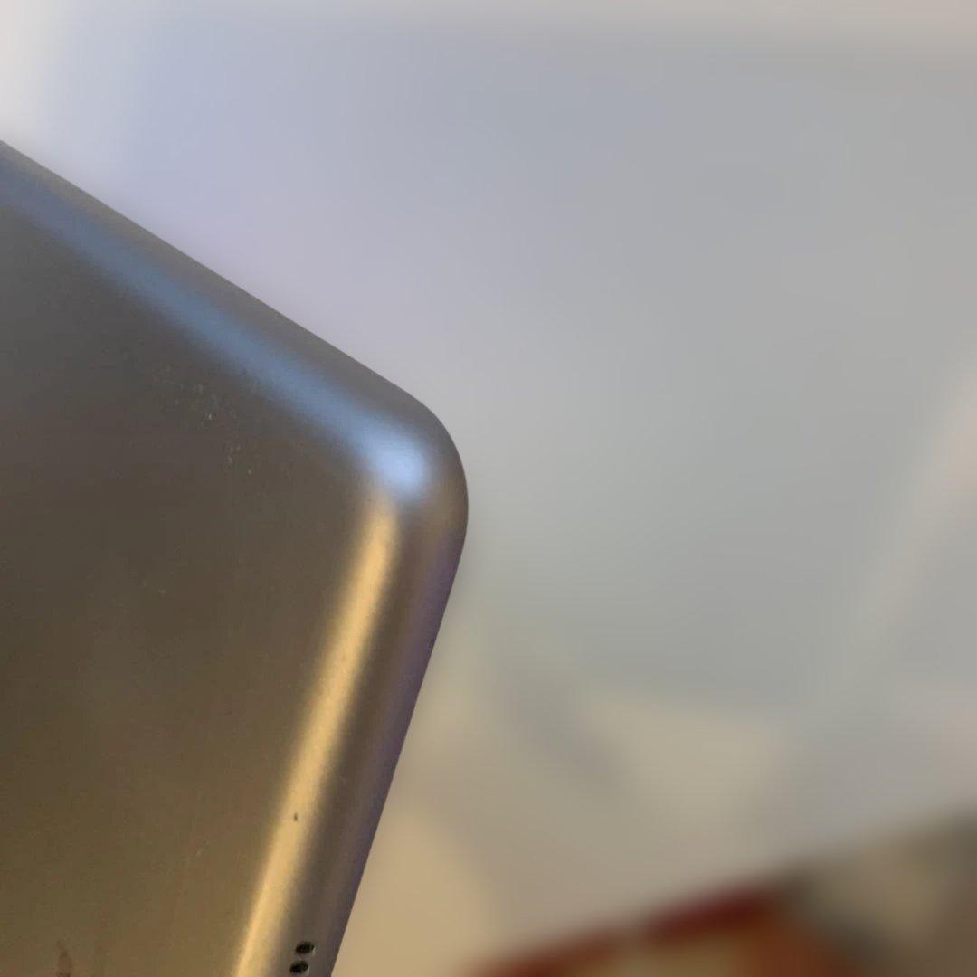 iPad 第6世代 Wi-Fiモデル 32GB A1893 初期化済み