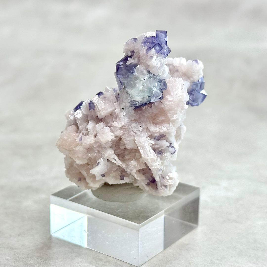 【D194】ポーセリンフローライト Aタイプ ヤオガンシャン 原石 鉱物 標本