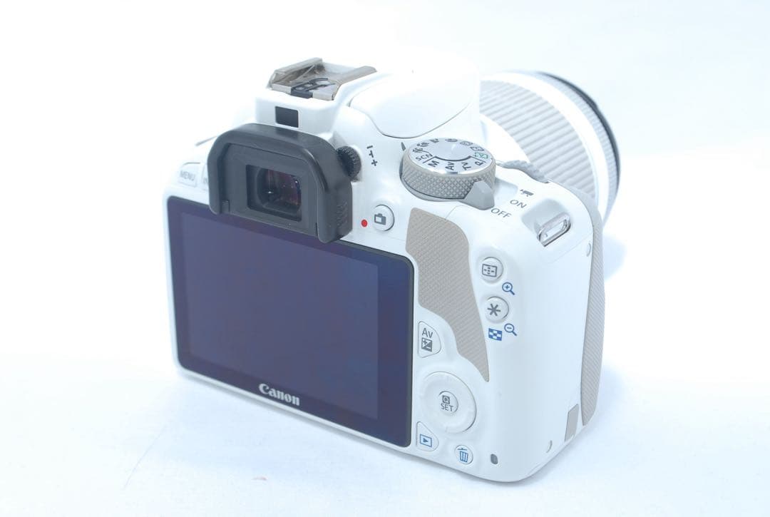 Canon EOS Kiss X7☘️ホワイト一眼レフ☘️初心者おすすめ スマホ転送