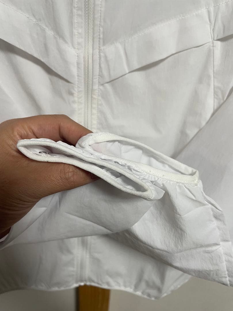 NIKE ストライド　メンズ レペル UV ランニングジャケット