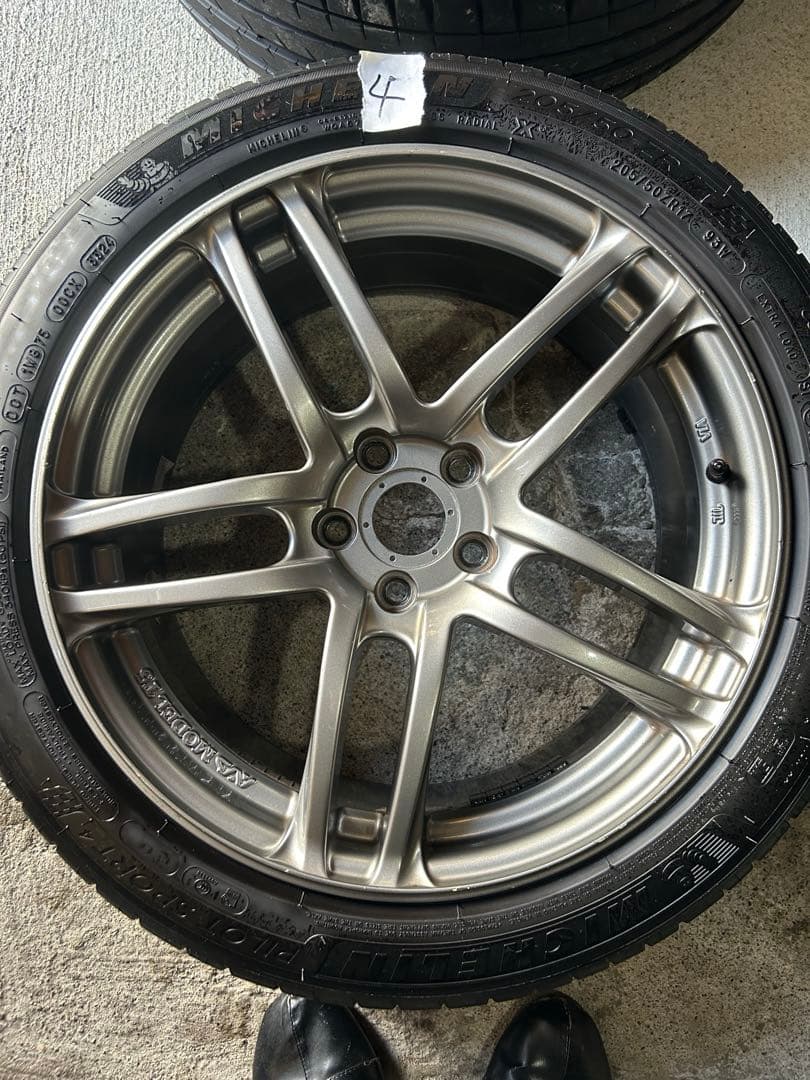 AVS MODEL T5。17インチホイール ミシュランパイロットスポーツ4