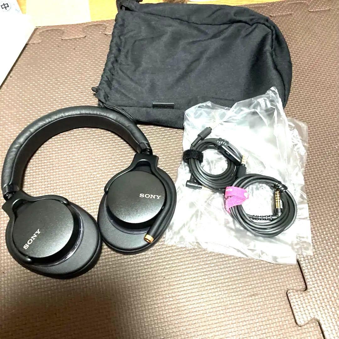 【ほぼ未使用品】ソニー MDR-1AM2-B ステレオヘッドホン ブラック、