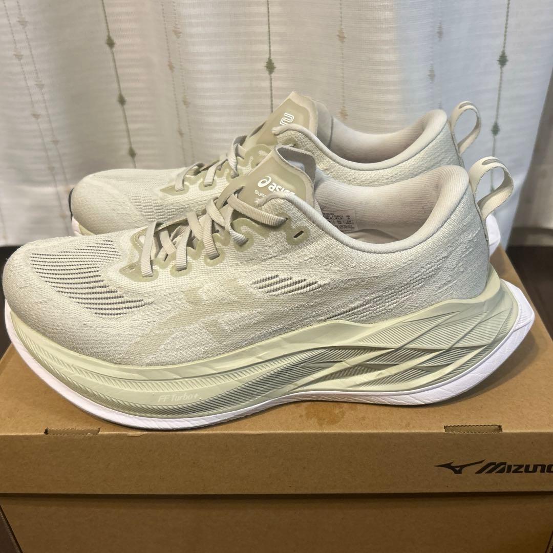 アシックス　スーパーブラスト2 26.0cm