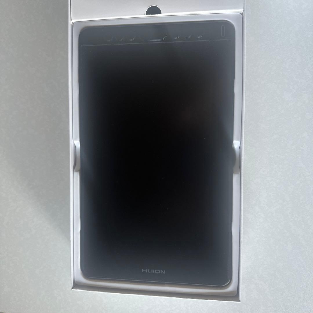 HUION KAMVAS12 ペンディスプレイ