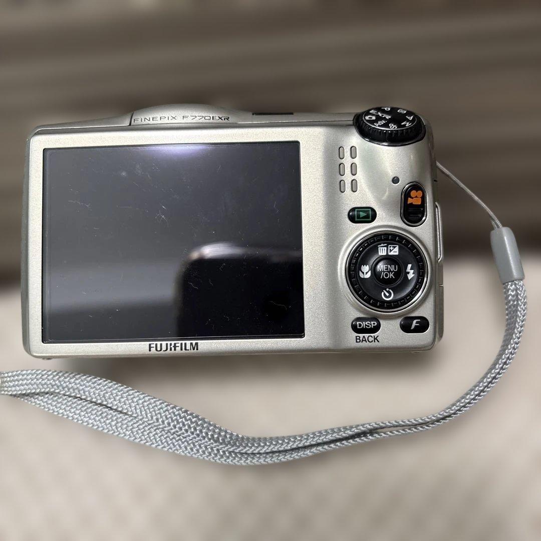 FUJIFILM デジタルカメラ　FINEPIX F770EXR