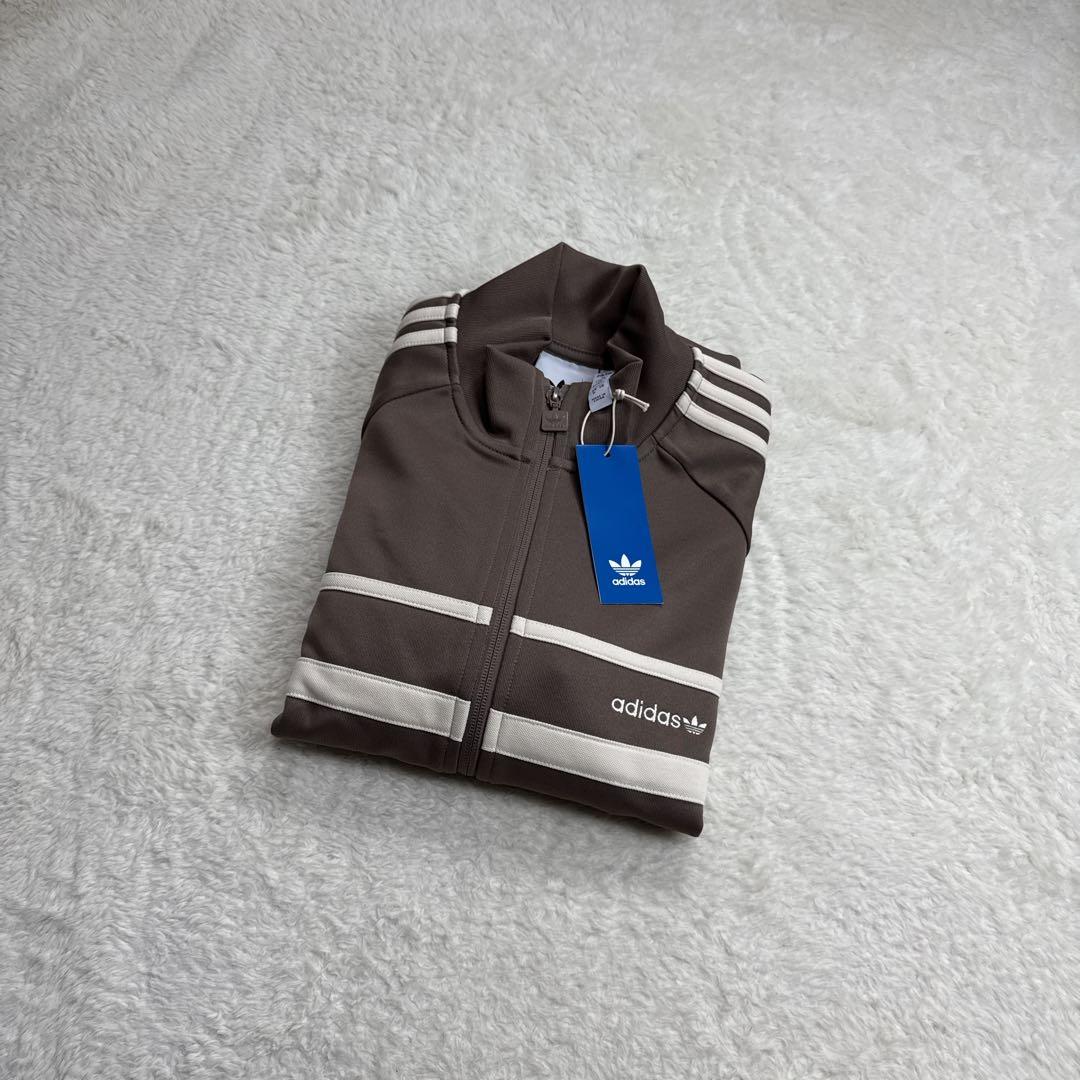 タグ付き【未使用品】販路限定 FIRST TRACKファースト トラック トップ