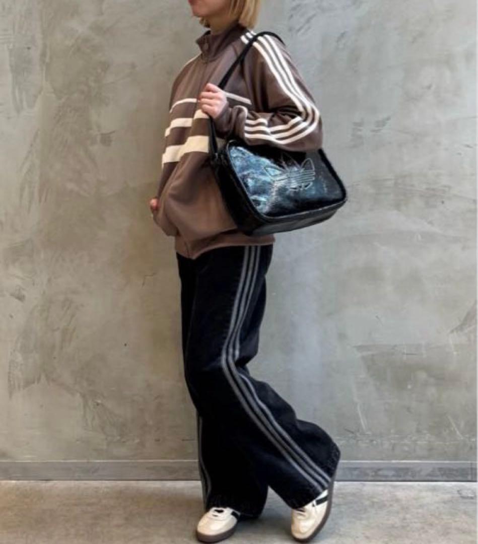 タグ付き【未使用品】販路限定 FIRST TRACKファースト トラック トップ