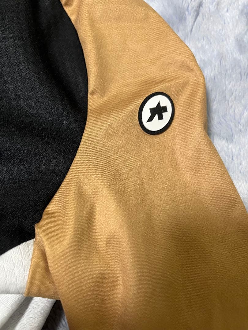 assos x BOSS 限定ジャージ