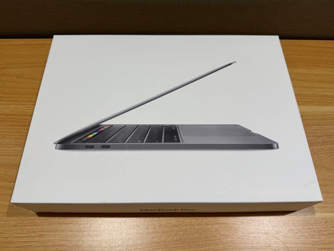 MacBook Pro 13 メモリ16GB SSD512GB corei5