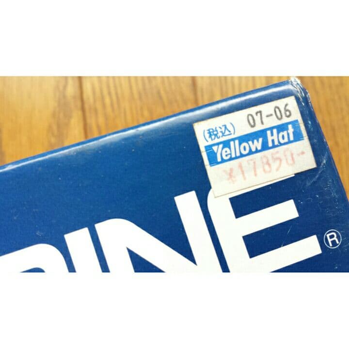 ALPINE 車用CDプレーヤー　ipod対応