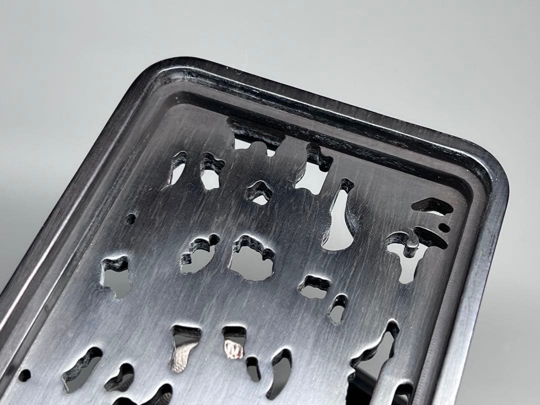 木製　小物入れ　香炉？　硯箱　巻雲龍紋　透彫　極細工　文房具　中国美術　唐木黑檀