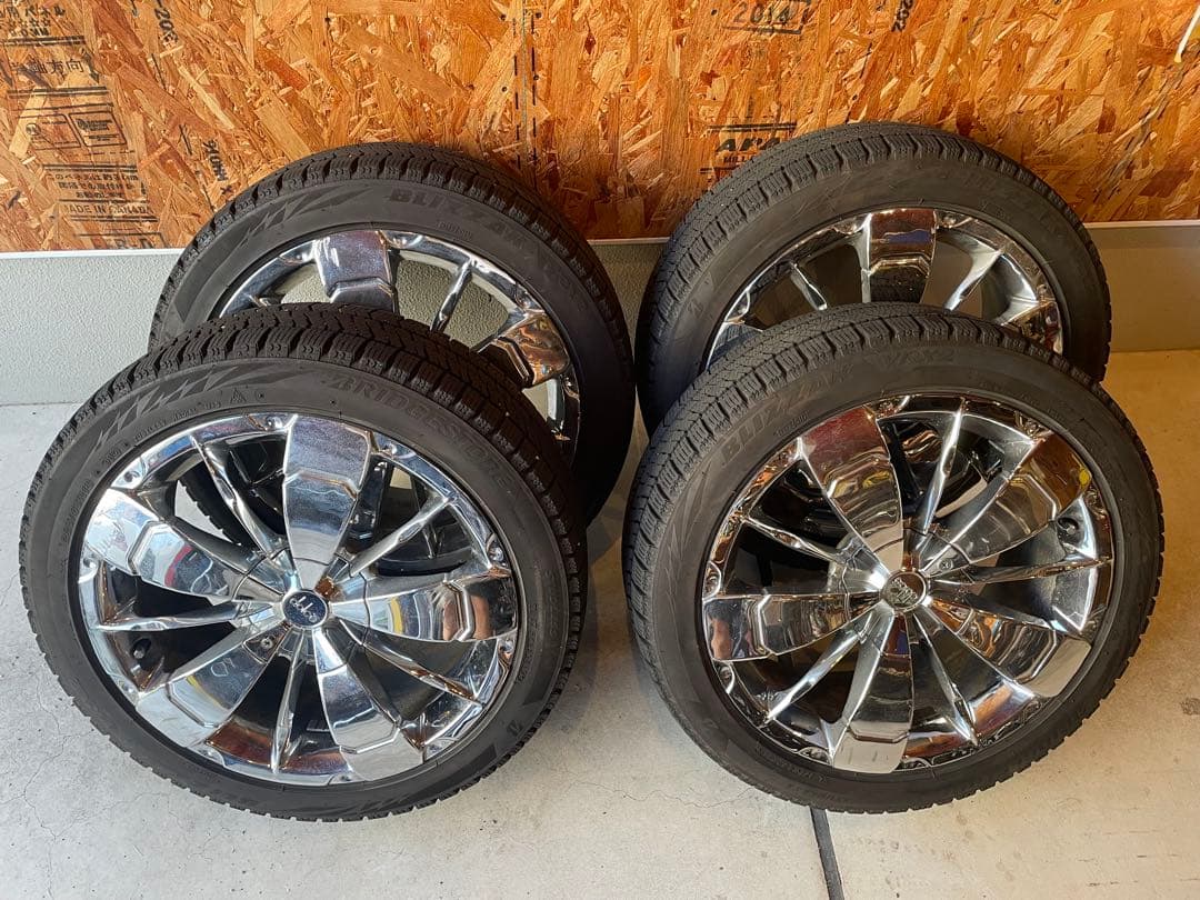 225 45 18 スタッドレスタイヤ ブリザック　dolce DC2