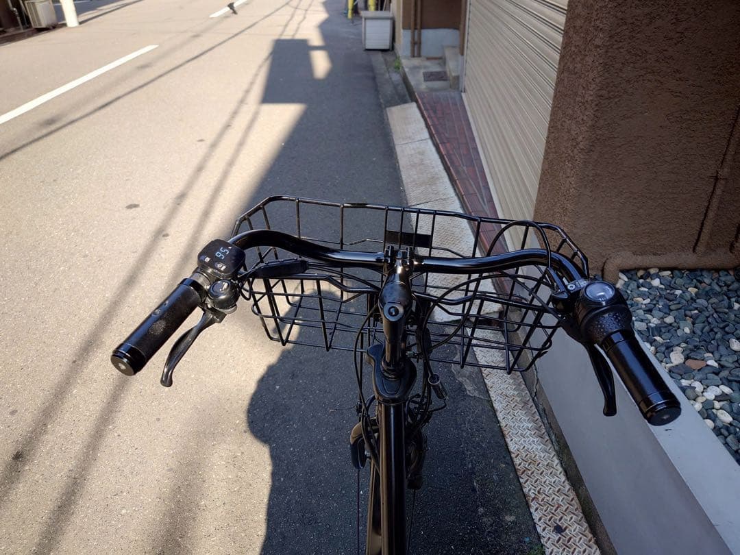 大阪府　ブリヂストン　電動アシスト自転車 オリーブグリーン