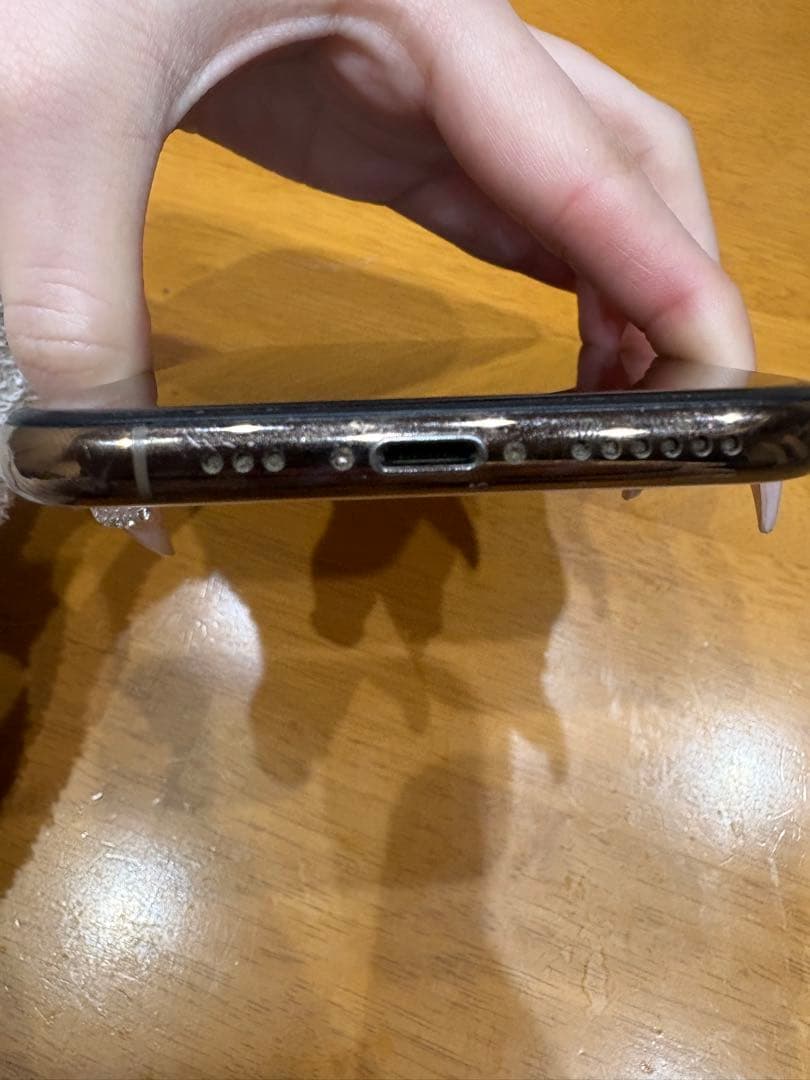 iPhoneXs SIMロックあり