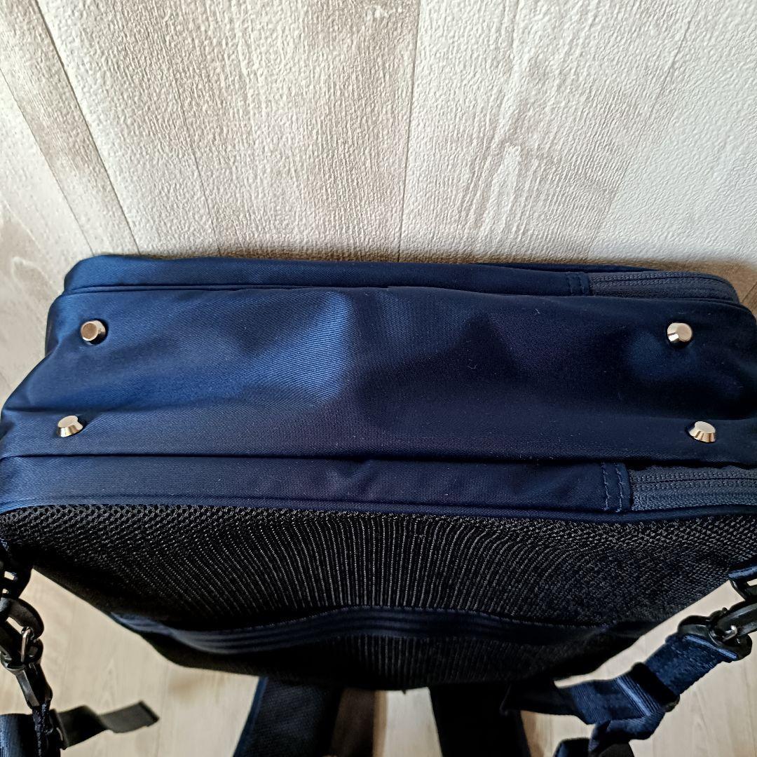 エースジーン ガジェタブル 13L 紺 軽量スリム ビジネスリュック