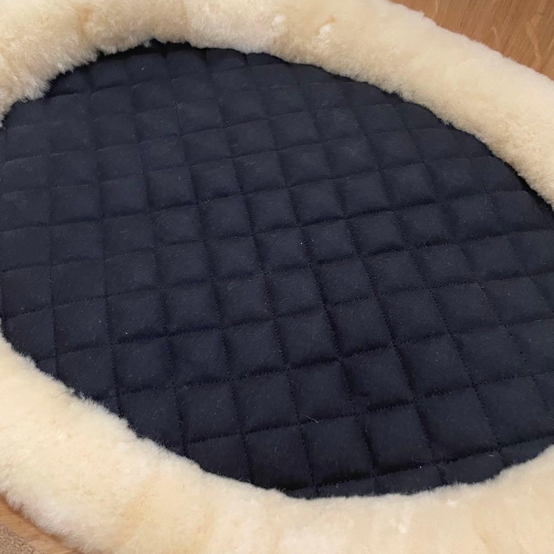 【HERMES】エルメス　犬のベッド　ペット用ベッド　クッション付き
