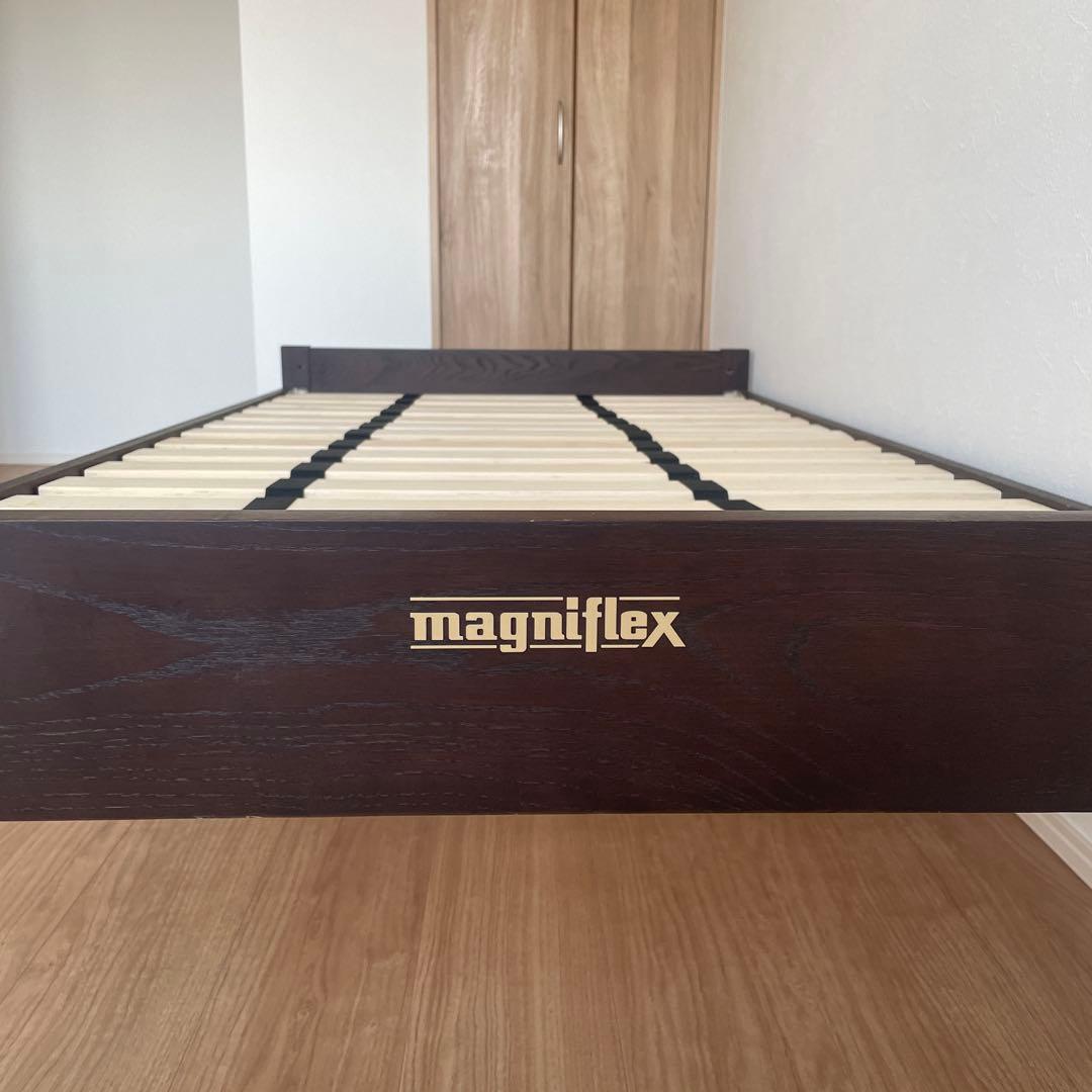 【直接取引可能】magniflex シングルベッドフレーム 2台も可