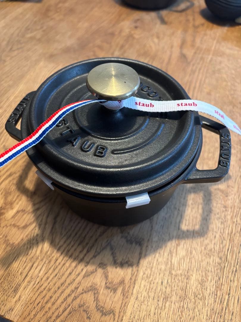 ストウブ　ココット ラウンド 14cm