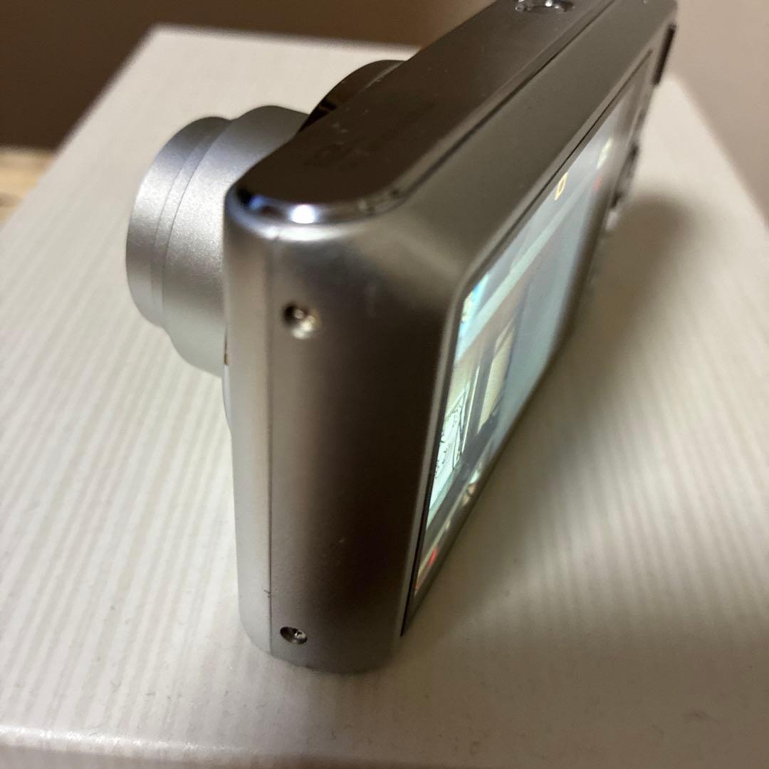 【美品】CASIO EXILIM EX-ZS180 シルバー