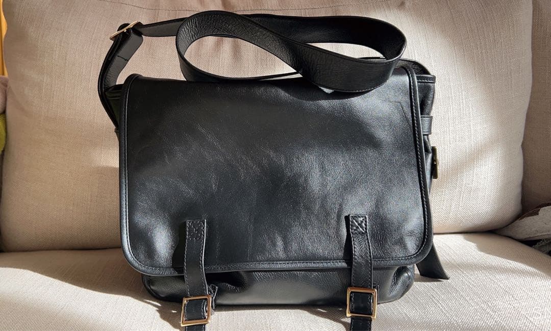 CCU / FLAP SHOULDER BAG M レザー ショルダーバッグ