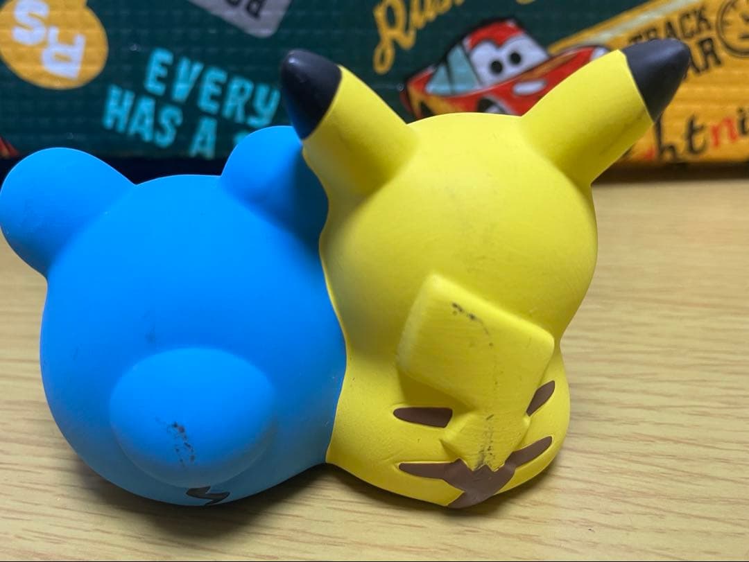 ピカチュウ　マリル　陶飾り ポケモンセンター　置物