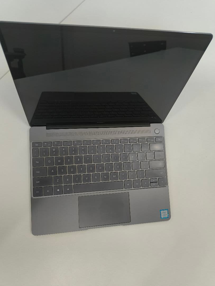 HUAWEI MateBook X 13インチノートPC