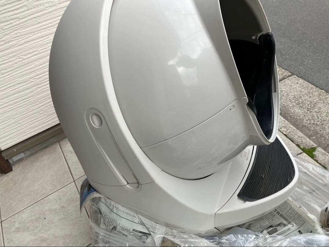 自動猫トイレ 大型 ホワイト　キャットロボットオープンエアー