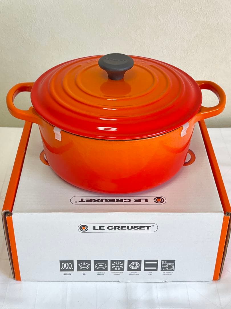 LE CREUSET ココットロンド シグニチャー22cmオレンジ【新品未使用】