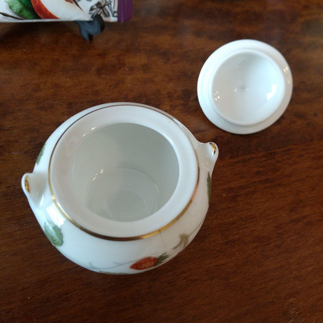 【箱入り新品】ウェッジウッド ワイルドストロベリー ミニチュアティーセット