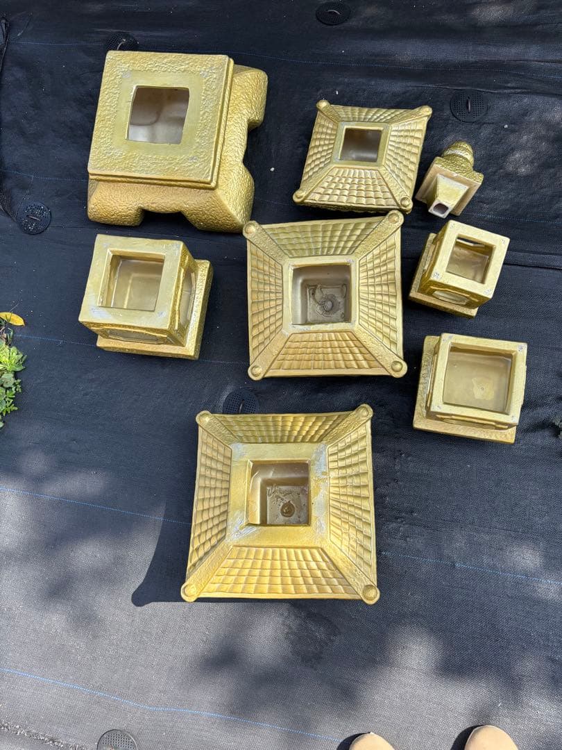 金色 三重塔風 置物 約９５cm