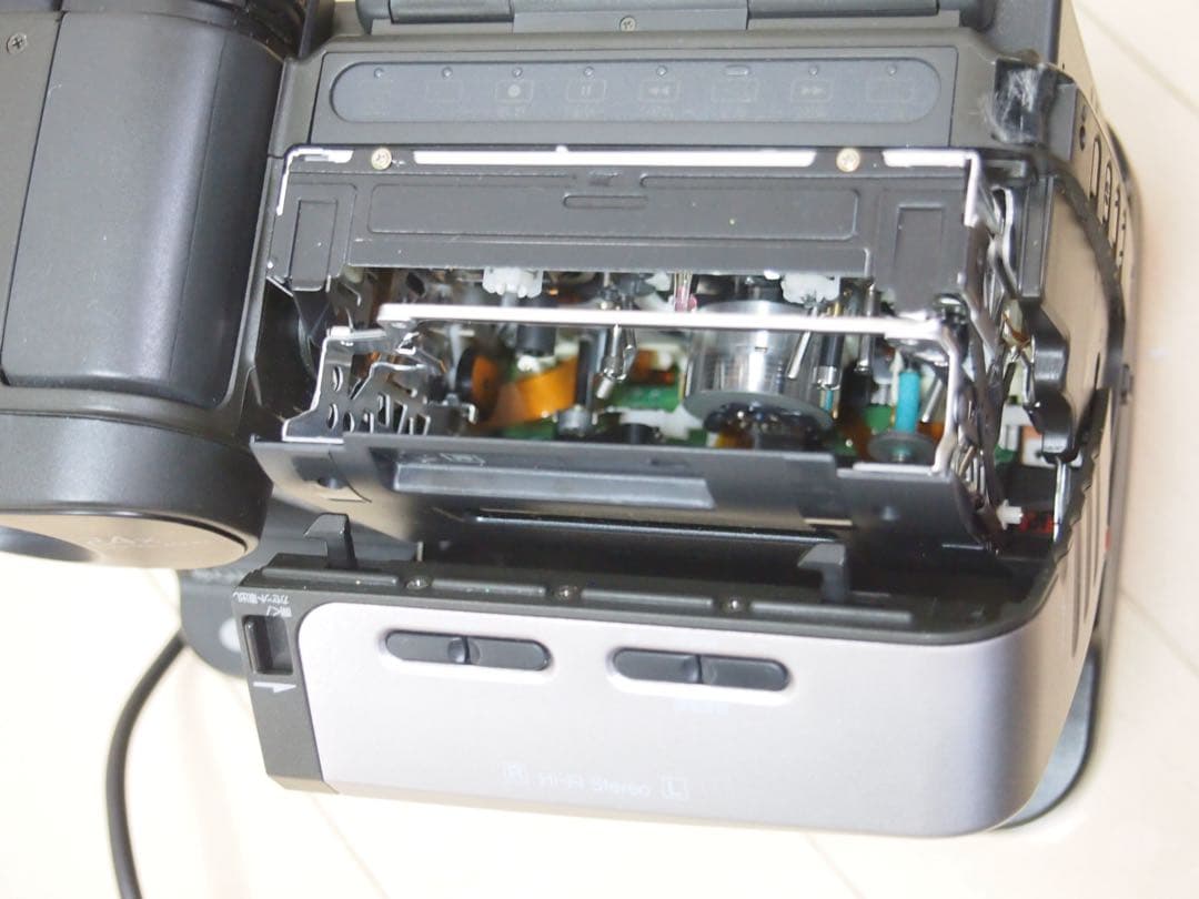 SONY Handycam video Hi8 CCD-RV100 ビデオカメラ