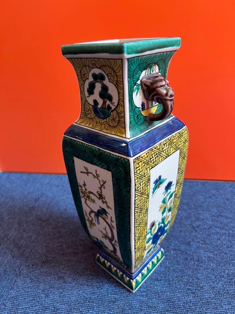 1063  九谷焼　色絵花瓶　花鳥図案　時代物