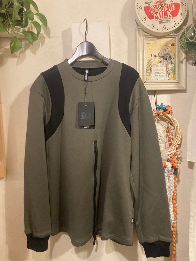 新品タグ付ennerre トレーナー　高品質カジュアルライン